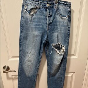 American Eagle Outfitters Women's Blue Distressed Straight Jeans